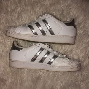 ADIDAS SUPERSTAR SNEAKERS